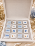Coffret de 16 Chocolats Personnalisés – Thème Naissance Garçon