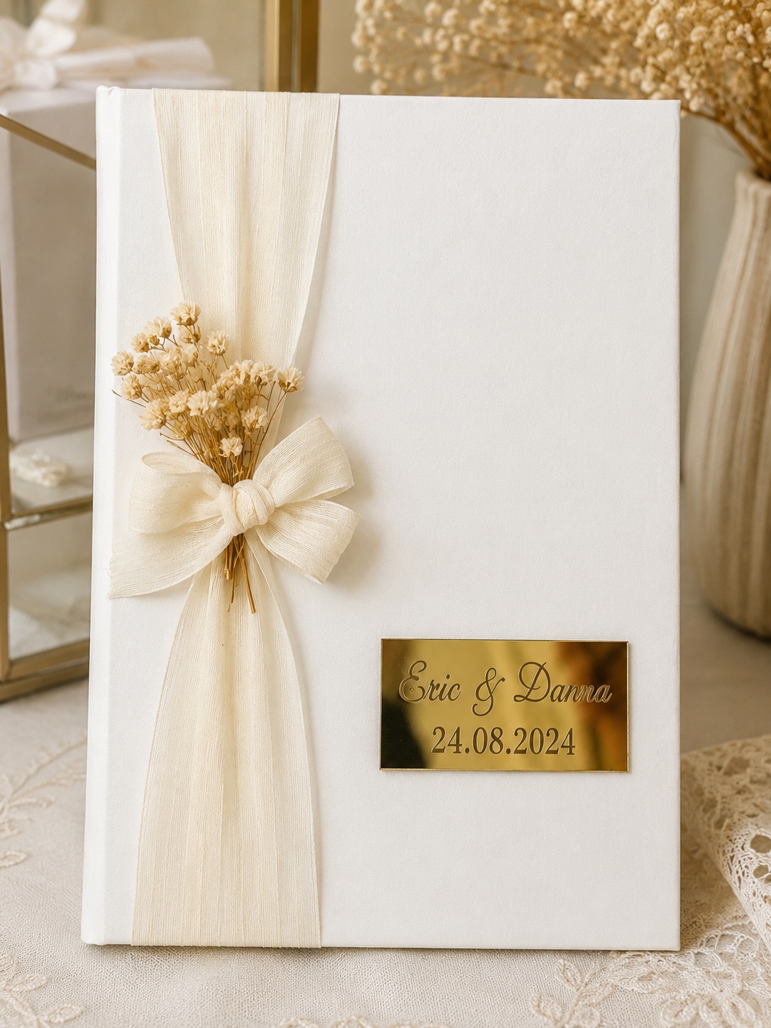 Livre d’or personnalisé blanc et doré