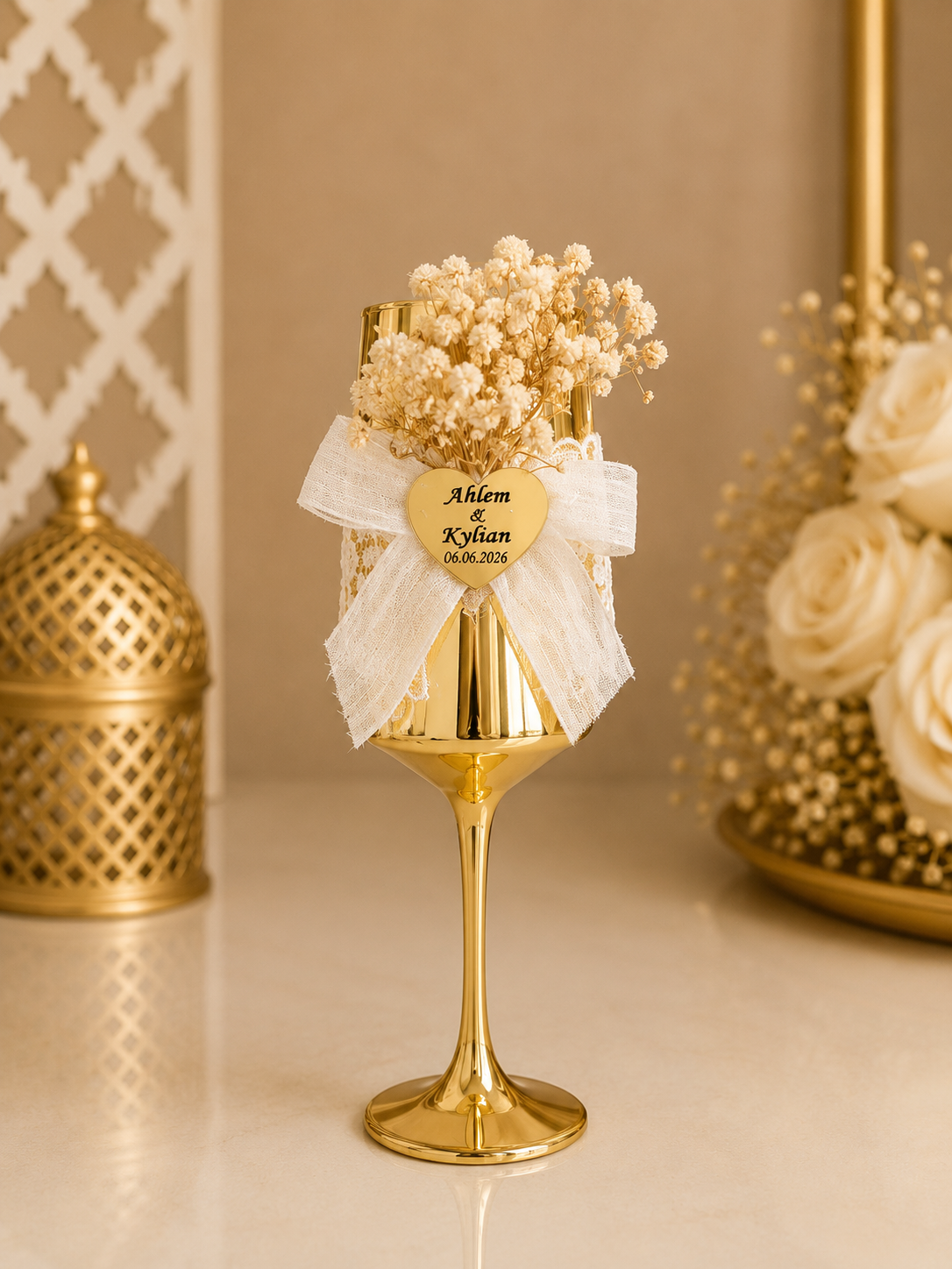 Verre doré personnalisé avec fleurs séchées