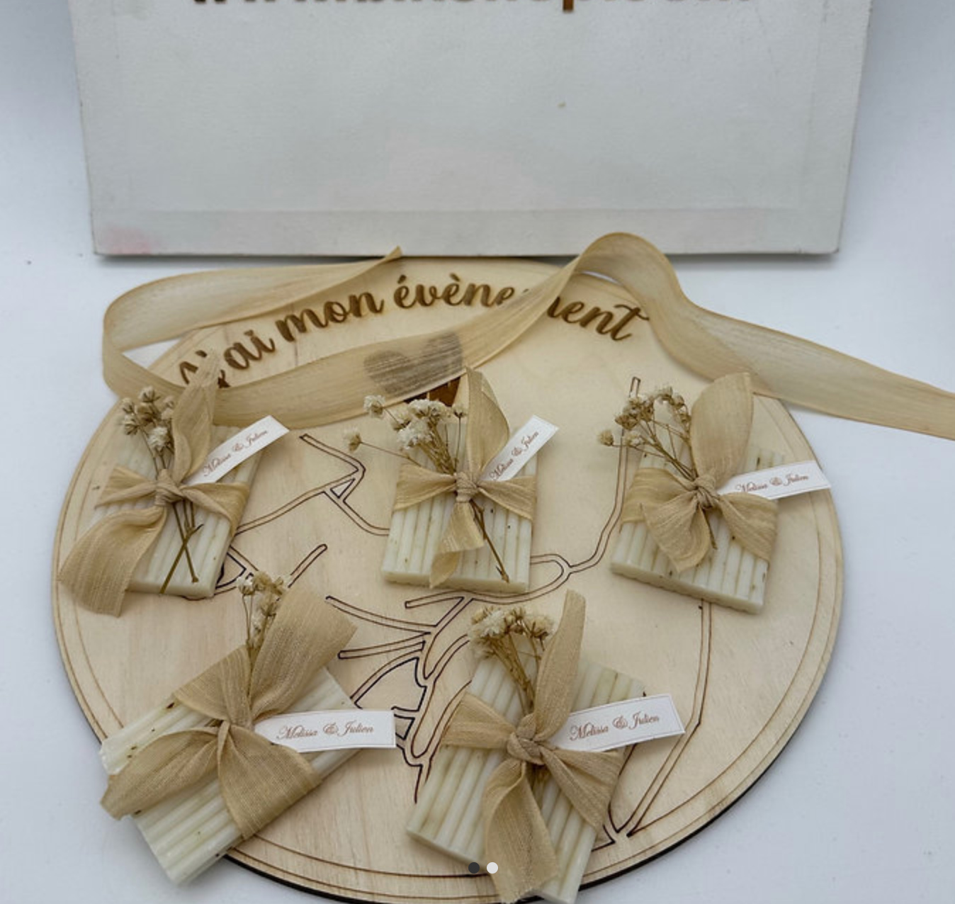 Savon aux herbes personnalisé