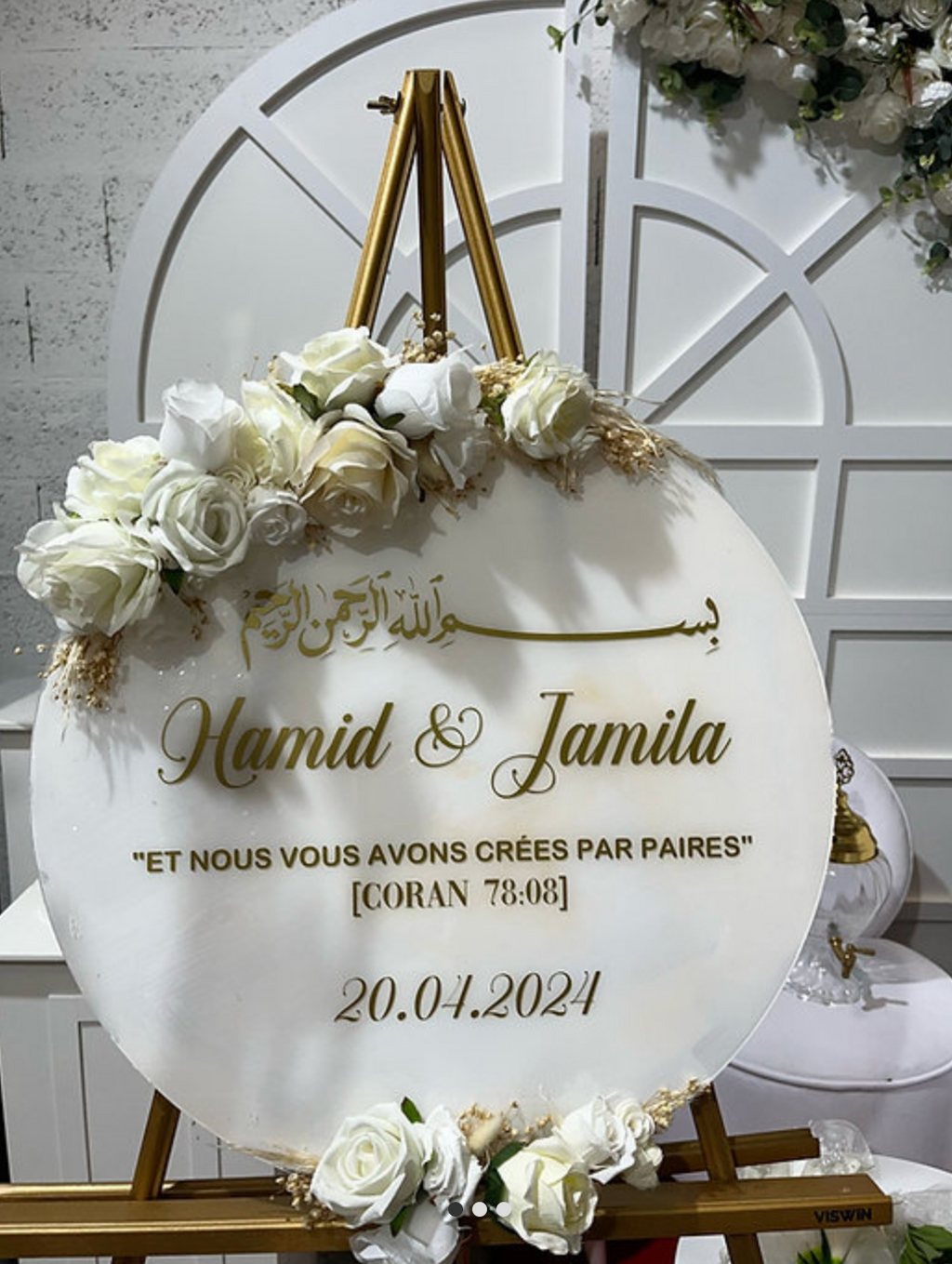 Panneau rond de bienvenue fond peinture crème