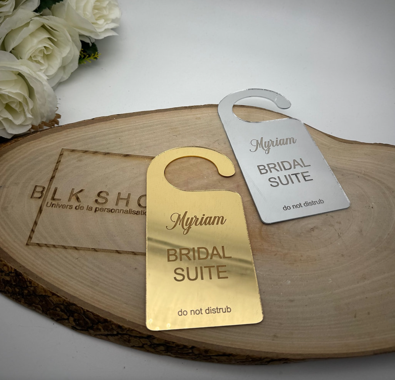 Accroche porte en plexiglass