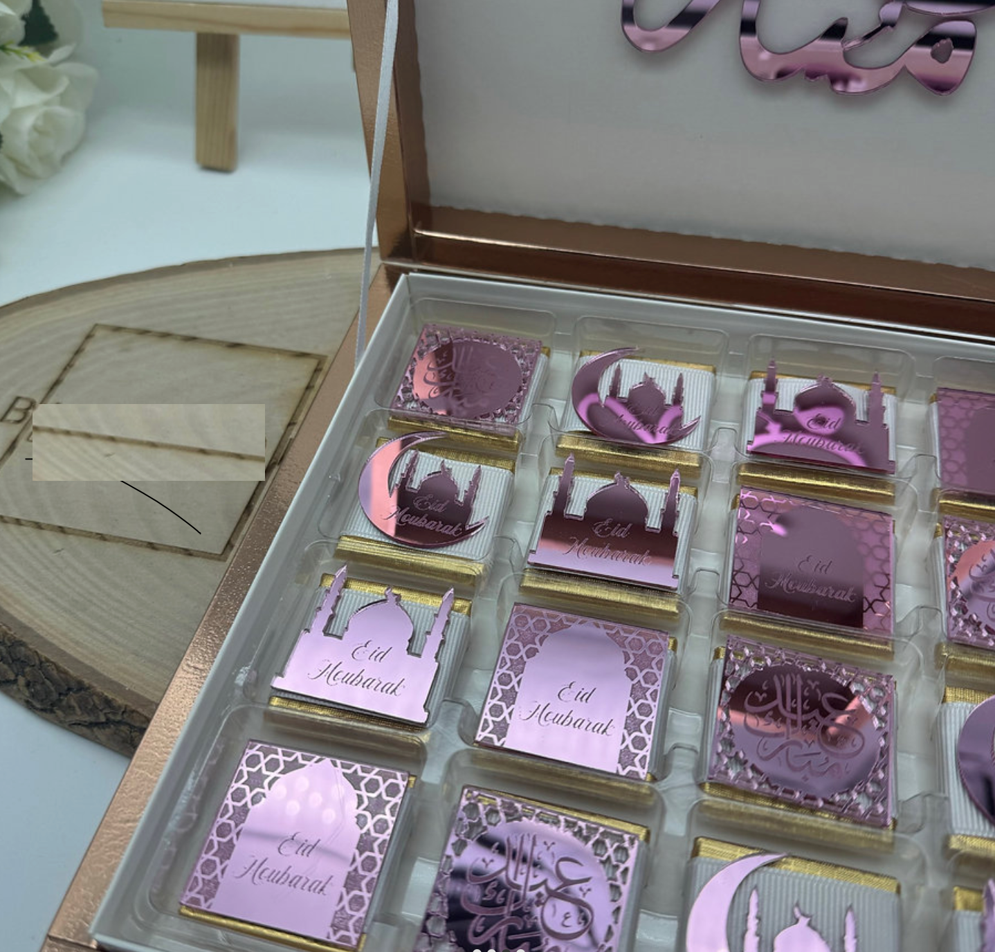 Boite de 16 chocolat Eid mubarak rose gold